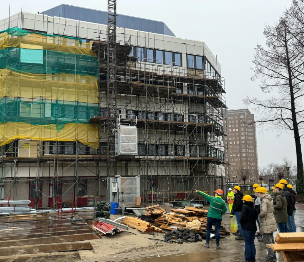 Bezoek Groningen bouwstudenten